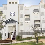 2197-superb 2bedrooms In With Pool! شقة مانيلفا